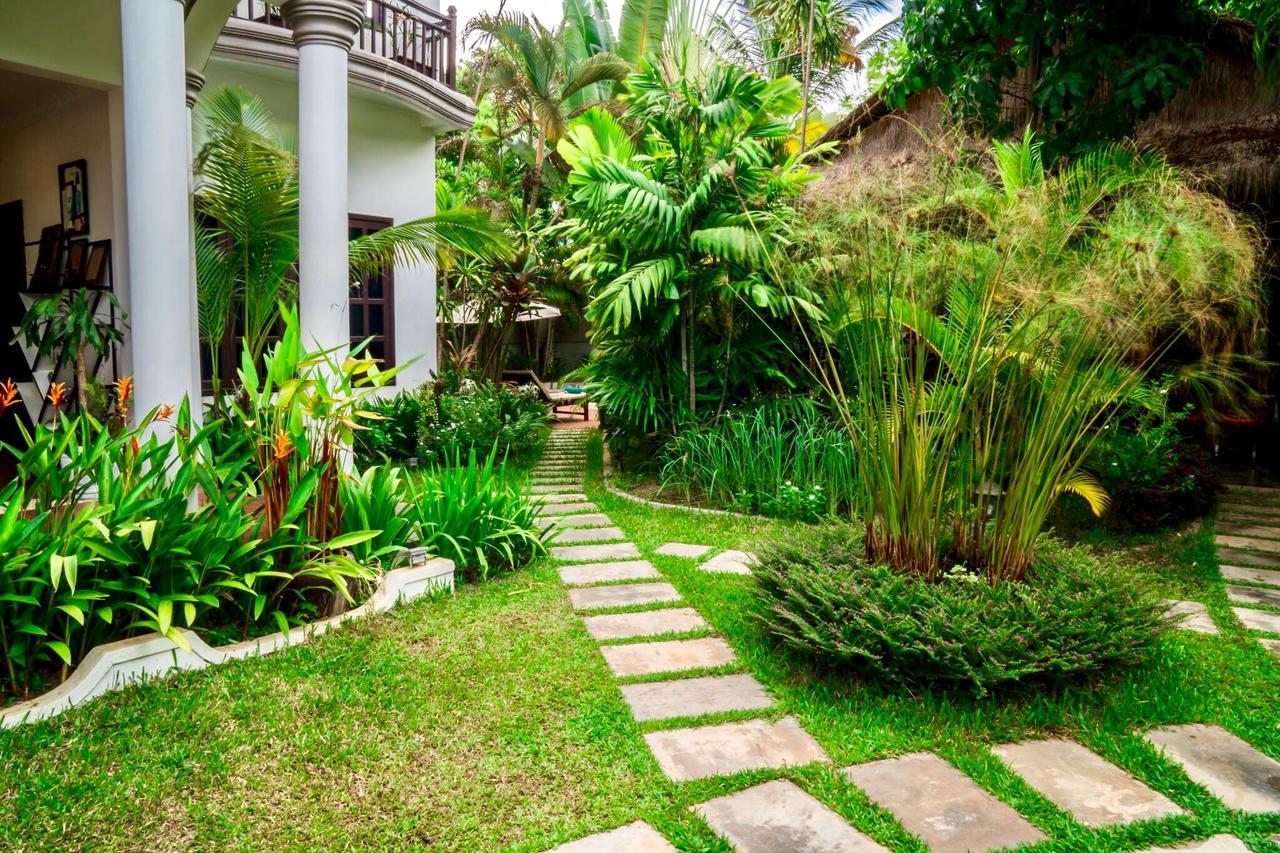 Angkor Yellow Villa Siem Reap Exterior photo