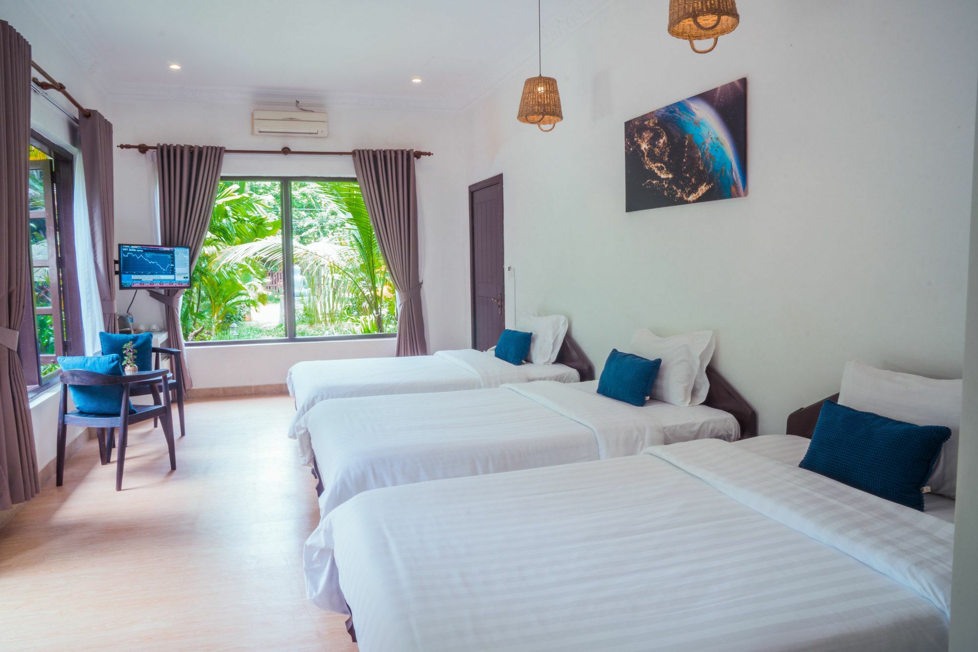 Angkor Yellow Villa Siem Reap Exterior photo